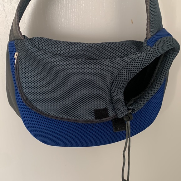 Dog or cat carrier NWOT…never used was too small for my dog - Picture 4 of 5